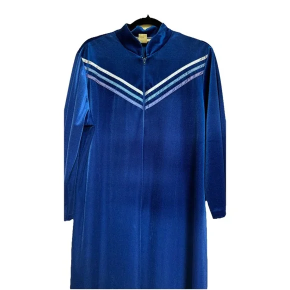 Vtg Blue Velour House Coat Robe M Zip Long Sleeves Cozy Modest Full Length Long - Picture 3 of 10